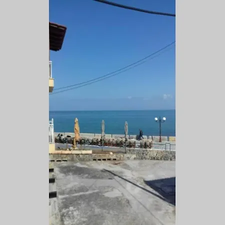 Captain Nick * Chania (Crete)