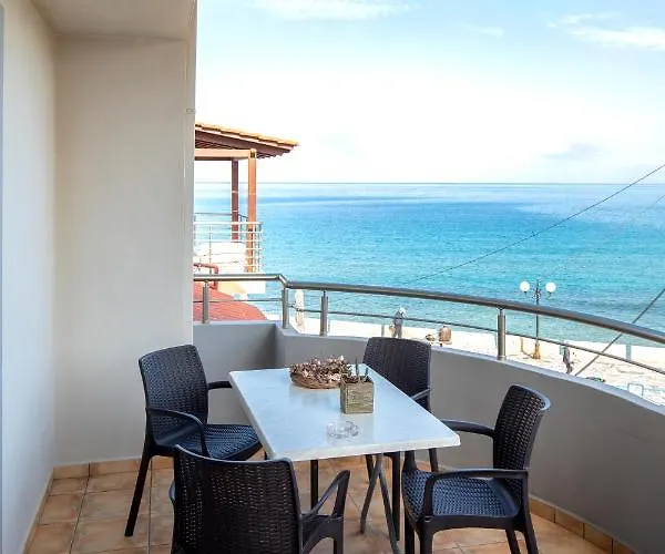 Captain Nick Apartment *