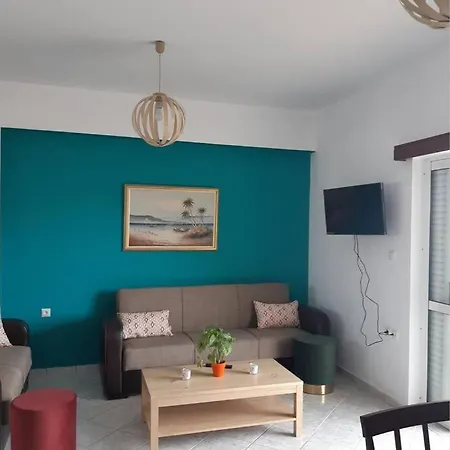 Captain Nick * Hriszí Aktí Haniá