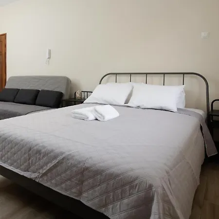 Captain Nick Apartman Hriszí Aktí Haniá