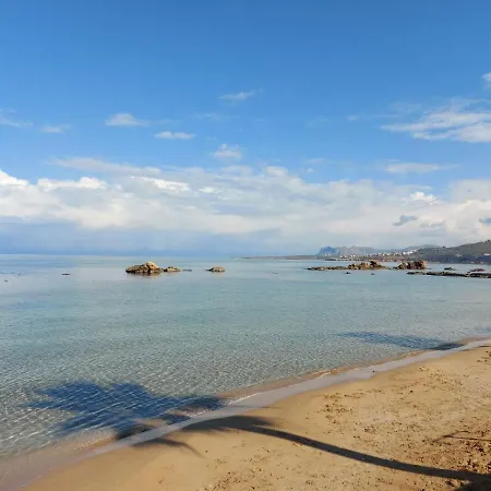 Captain Nick Apartman Hriszí Aktí Haniá